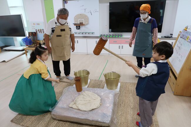 봉계초, 유초이음으로 함께하는 따뜻한 한가위 전통놀이
