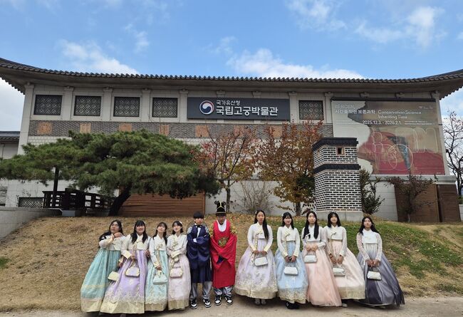 감문중학교, 예술 감수성 키우는 ‘2025 진로 X 문화예술 탐방’ 운영